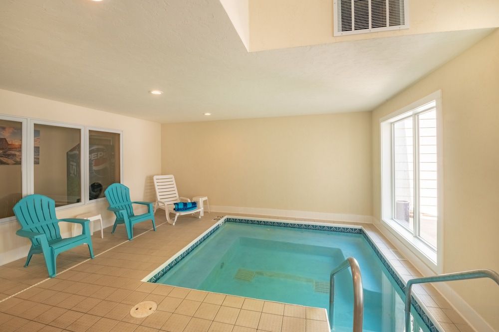 Somerset Inn & Suites - photo 39