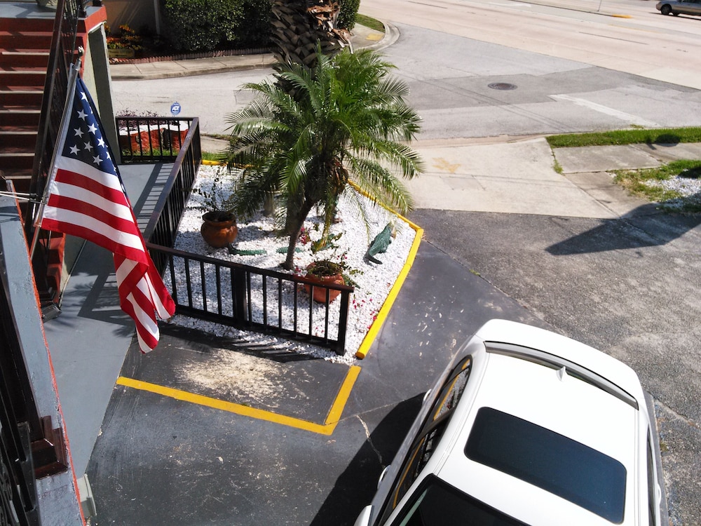Merida Inn and Suites - photo 34