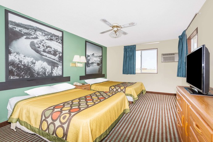 Super 8 by Wyndham Lexington - photo 11