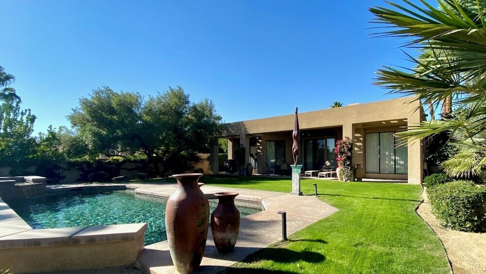Double Eagle — 4-Star Luxury Hotel in Rancho Mirage, United States