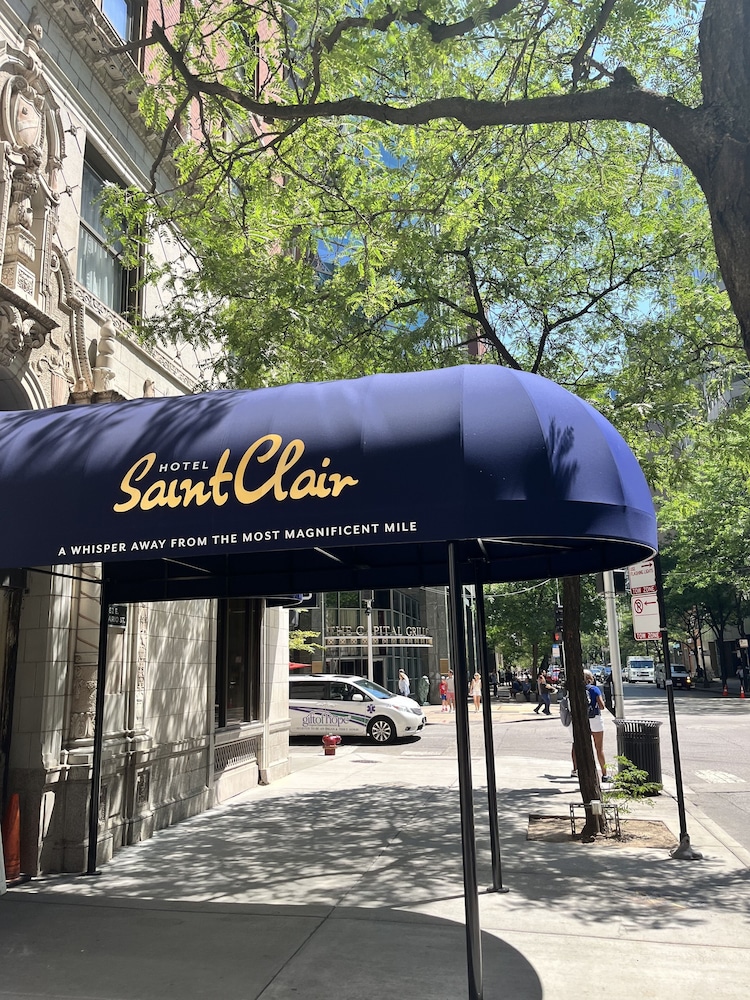 Hotel Saint Clair Magnificent Mile - photo 36