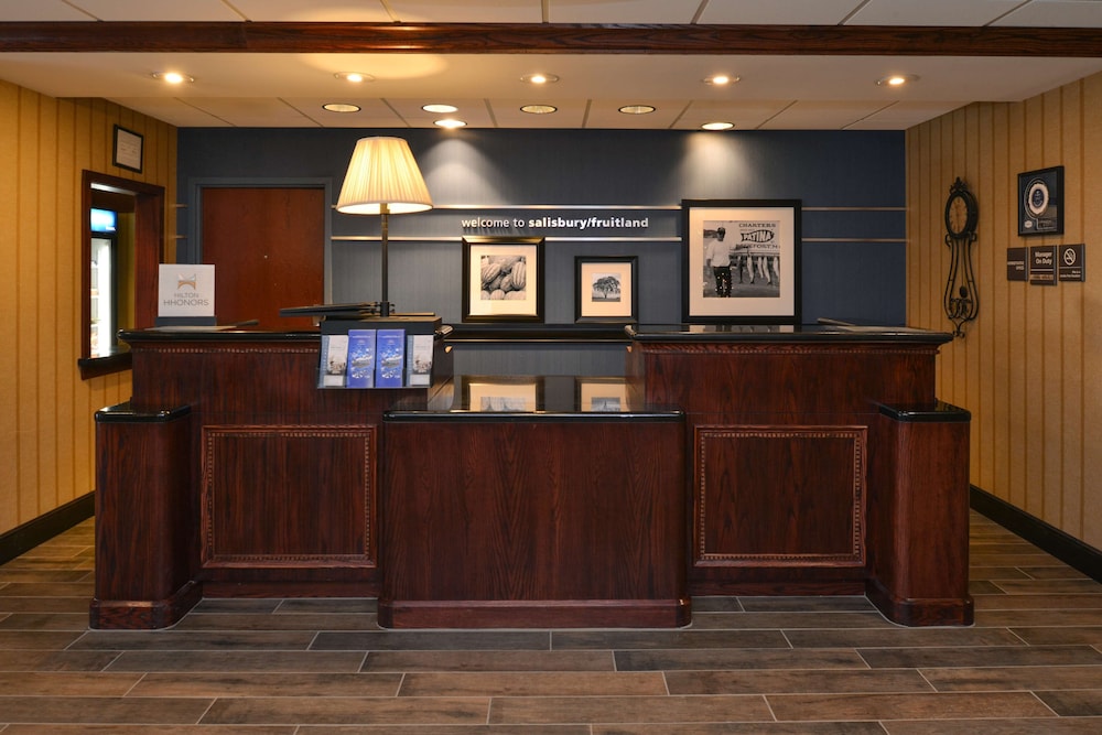 Hampton Inn & Suites Salisbury Fruitland - photo 4