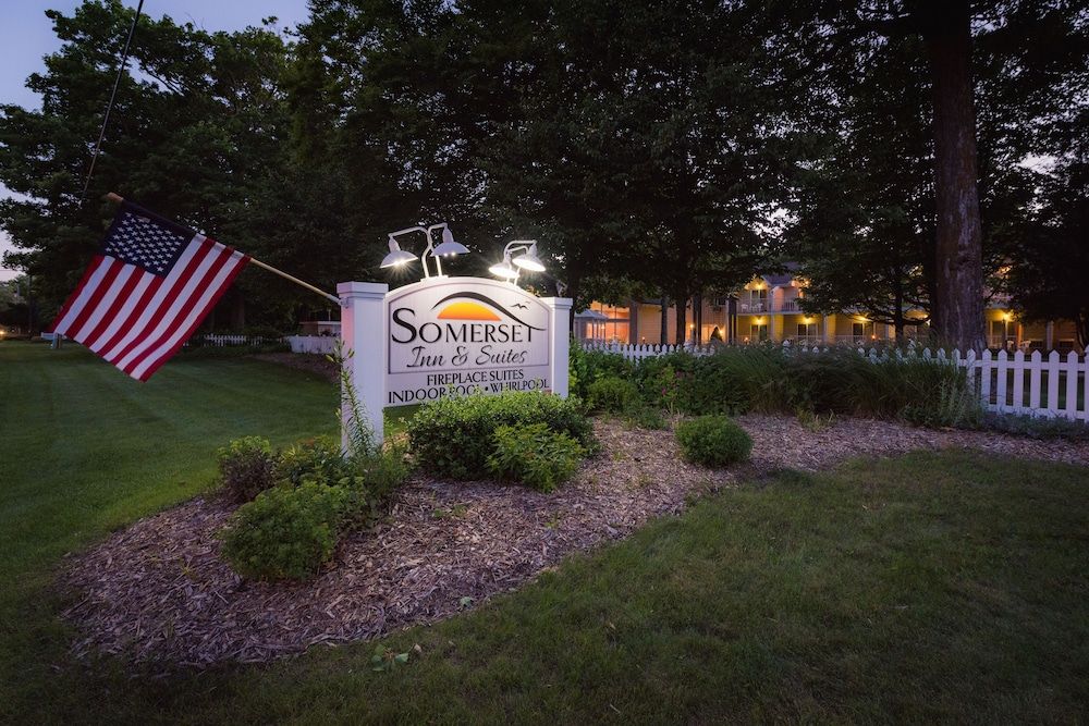 Somerset Inn & Suites - photo 30