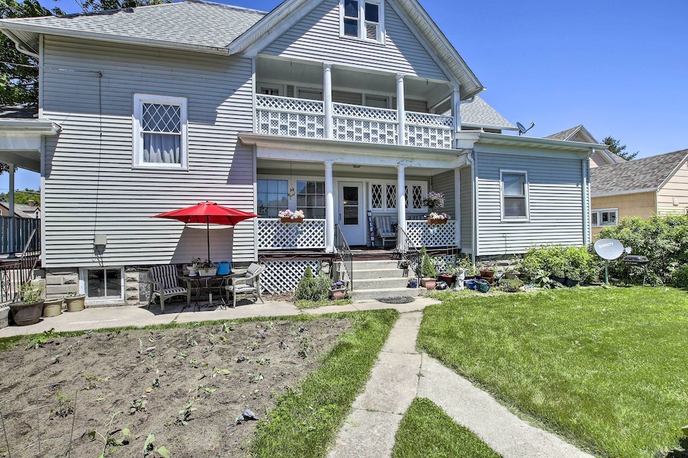 Eclectic Manitowoc Vacation Rental Near Marina 17333455 — Manitowoc