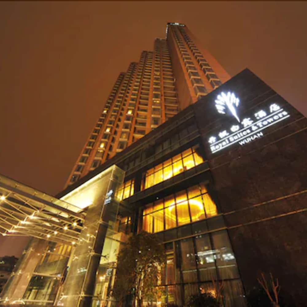Royal Suites & Tower - last minute hotel in Wuhan