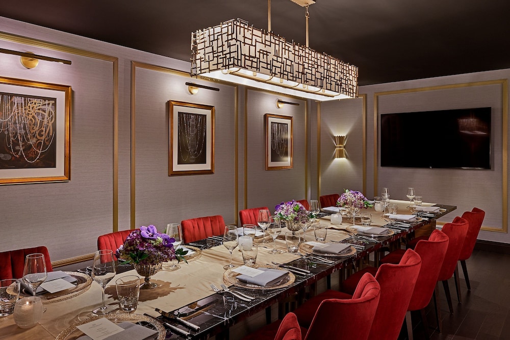 The LaSalle Chicago Autograph Collection by Marriott - photo 48