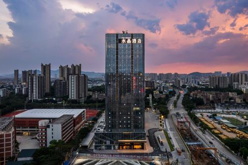 Crystal Hotel Guangzhou Huadu - carbon neutral hotel in Guangzhou