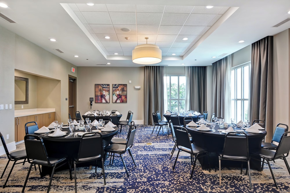 Hilton Garden Inn Biloxi - photo 34