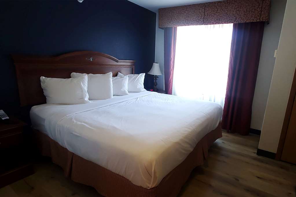 Wingate by Wyndham Youngstown Austintown - photo 11