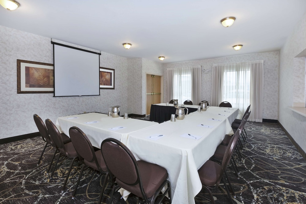 Country Inn & Suites by Radisson Idaho Falls at the Mall - photo 45