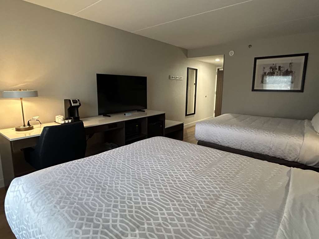 Best Western Plus Meadowlands - photo 16