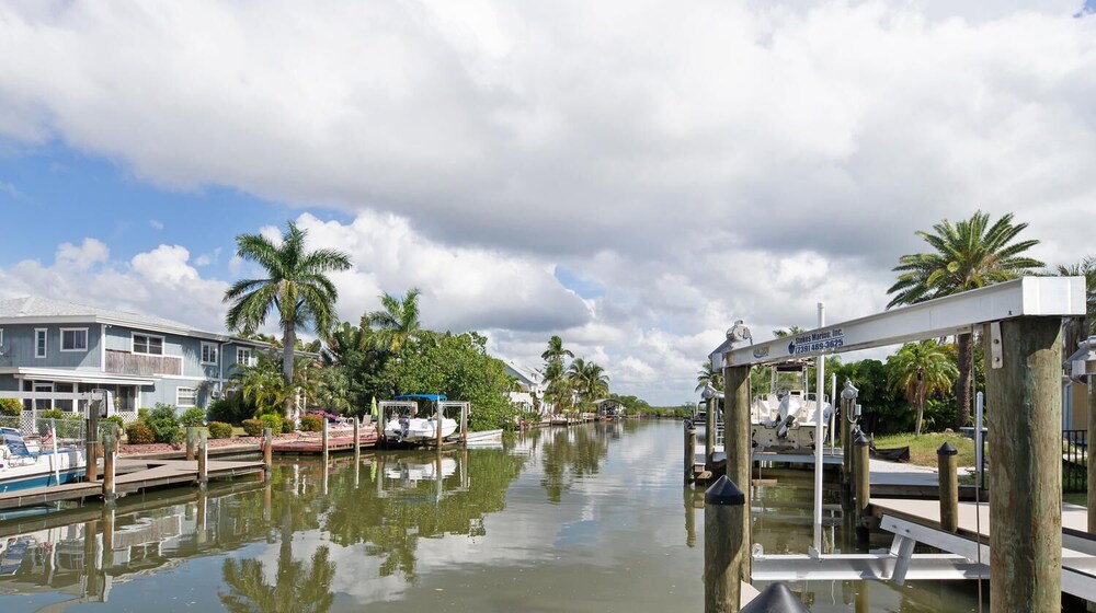 Blue Dolphin Estates - photo 17