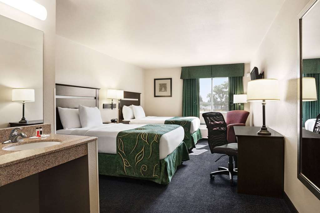 Travelodge by Wyndham McAlester - photo 10