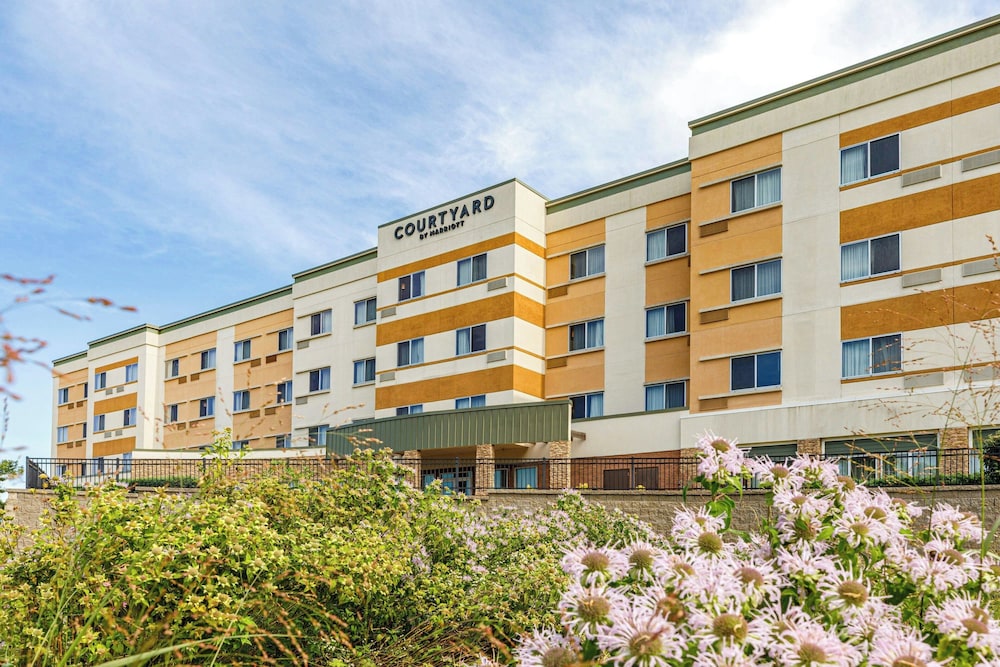 Courtyard by Marriott St. Louis St. Peters - featured photo