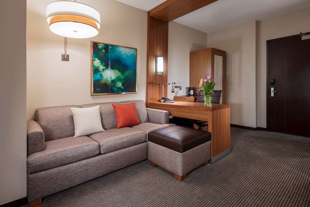 Hyatt Place Delano - photo 20