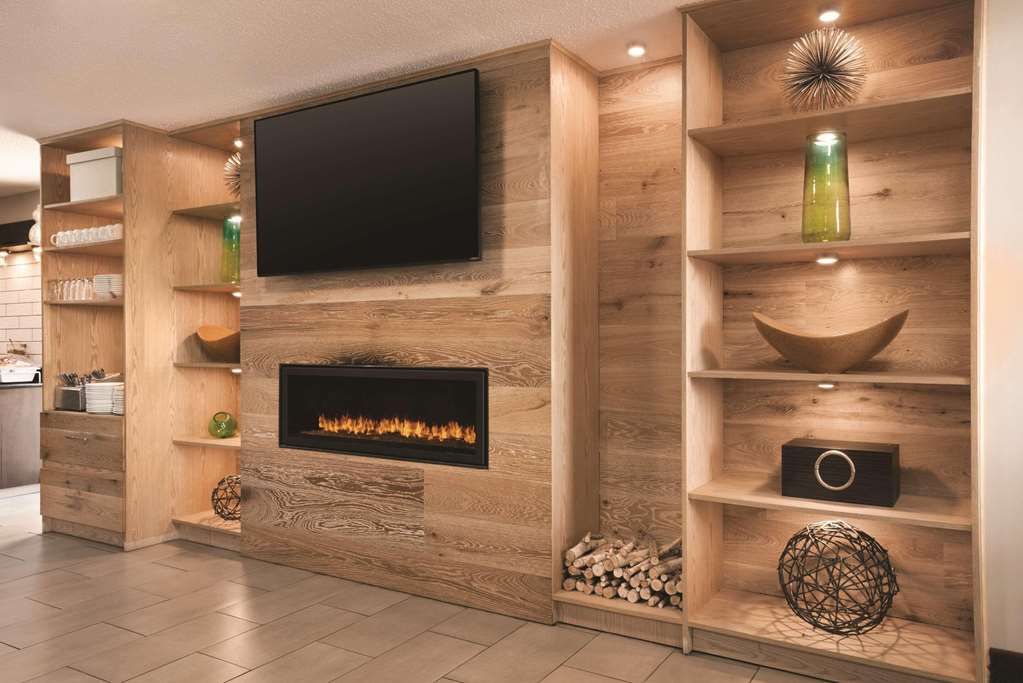 Country Inn & Suites by Radisson Indianapolis East - photo 5