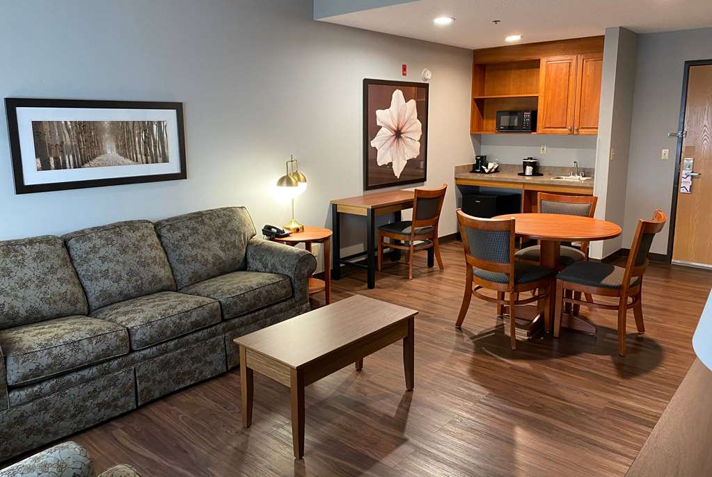AmericInn by Wyndham Chanhassen - photo 20