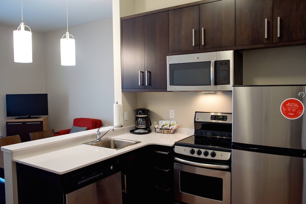 TownePlace Suites by Marriott Ames - photo 20