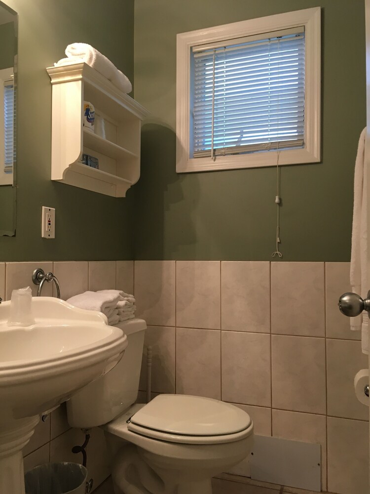 Westhampton Seabreeze Motel - photo 20