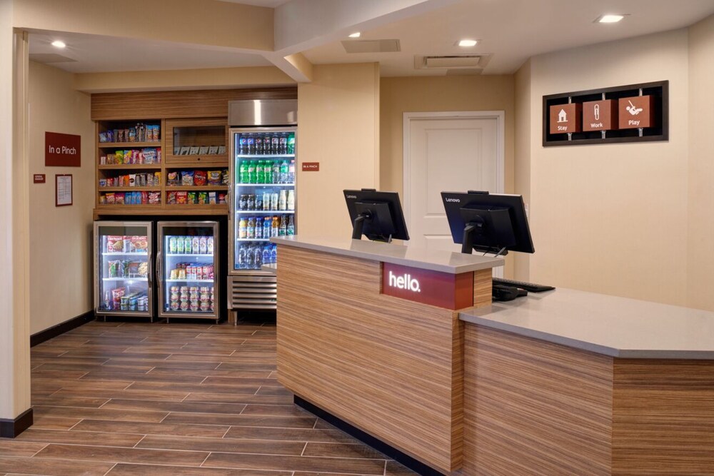 TownePlace Suites by Marriott Grand Rapids Airport - photo 3