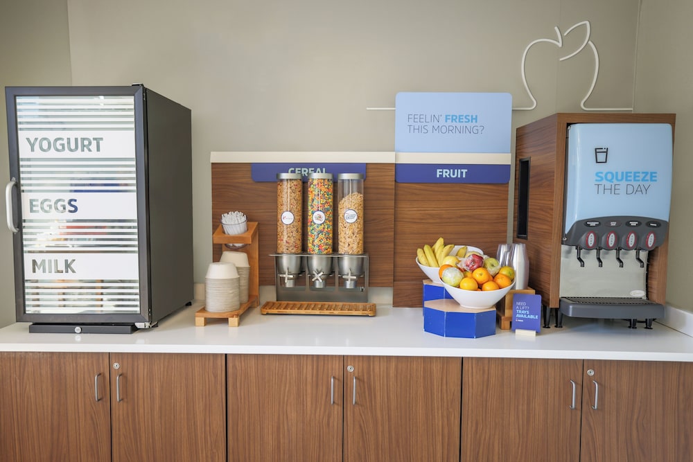Holiday Inn Express & Suites Raleigh North Wake Forest by IHG - photo 62