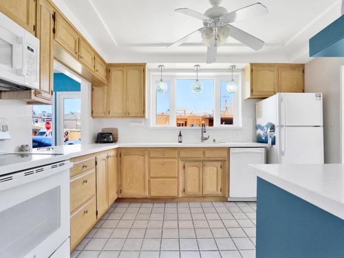 1101 W Bay Ave - photo 9