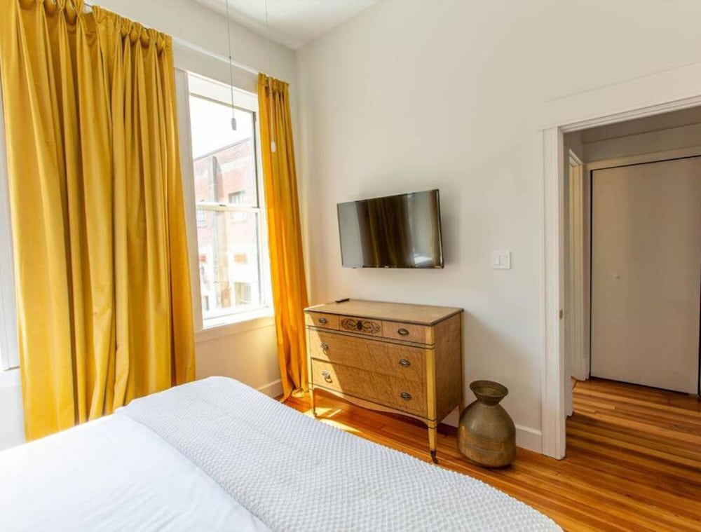 The Bellwether Hotel - photo 25