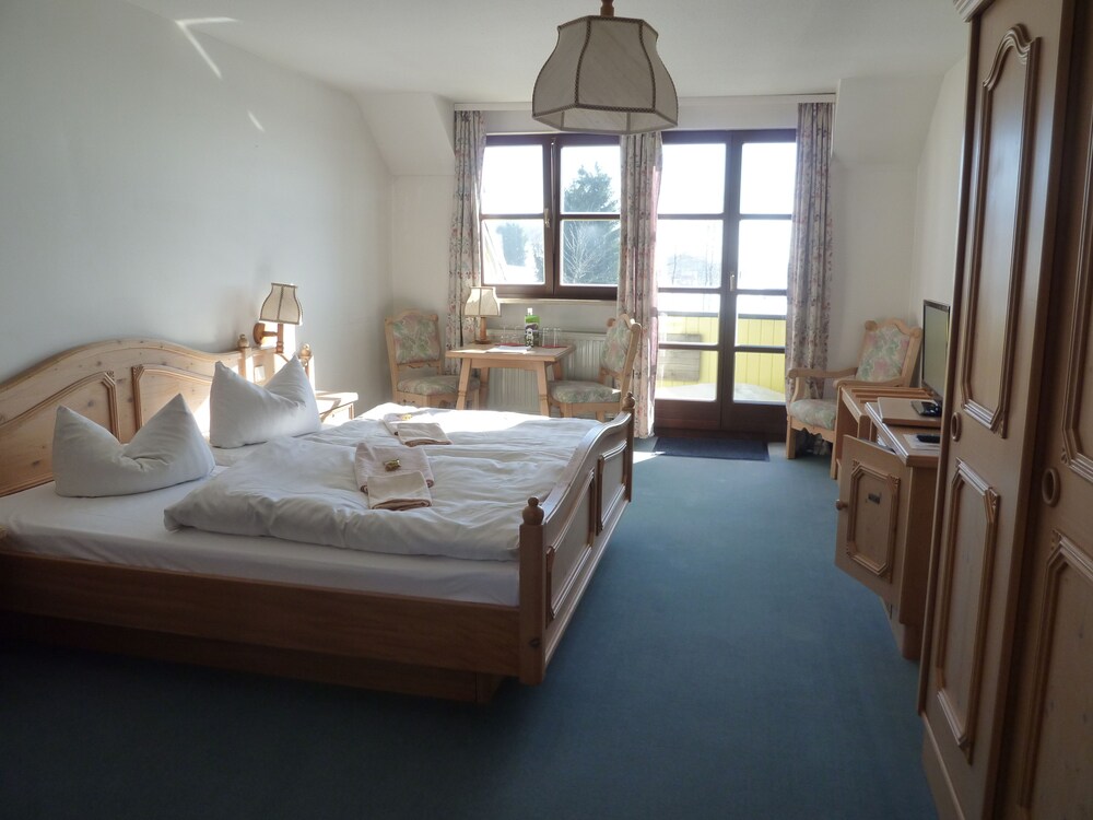 Berggasthof & Hotel Kranich — Eisfeld — photo 5