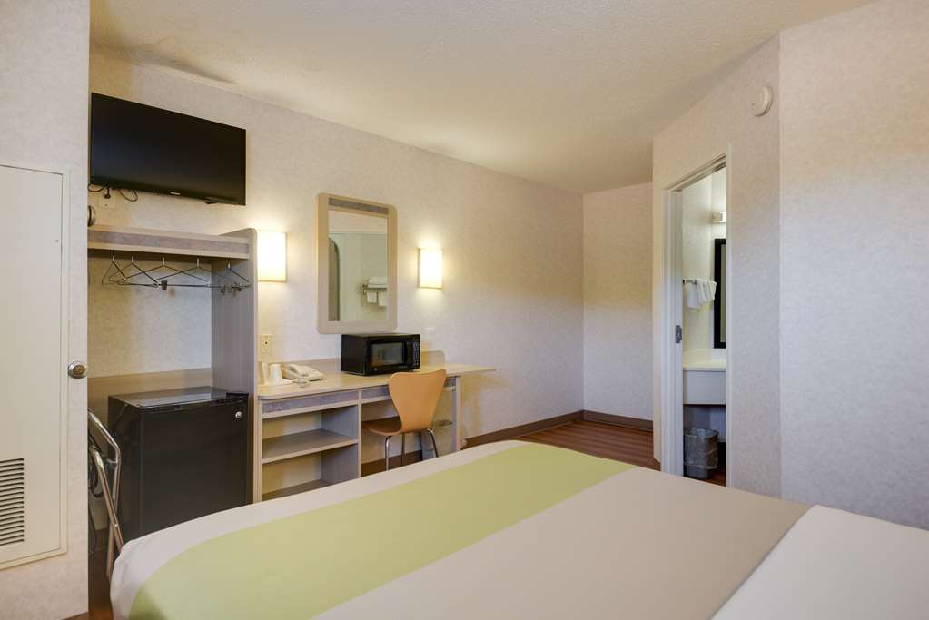 Motel 6 Statesville NC - photo 12