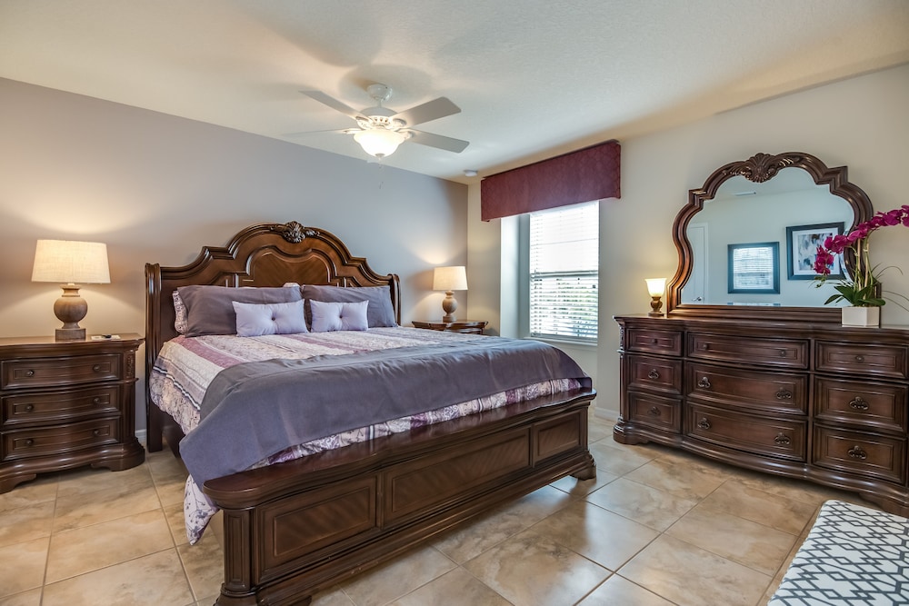 Townhome W private Pool & Free On site Water Park - photo 7