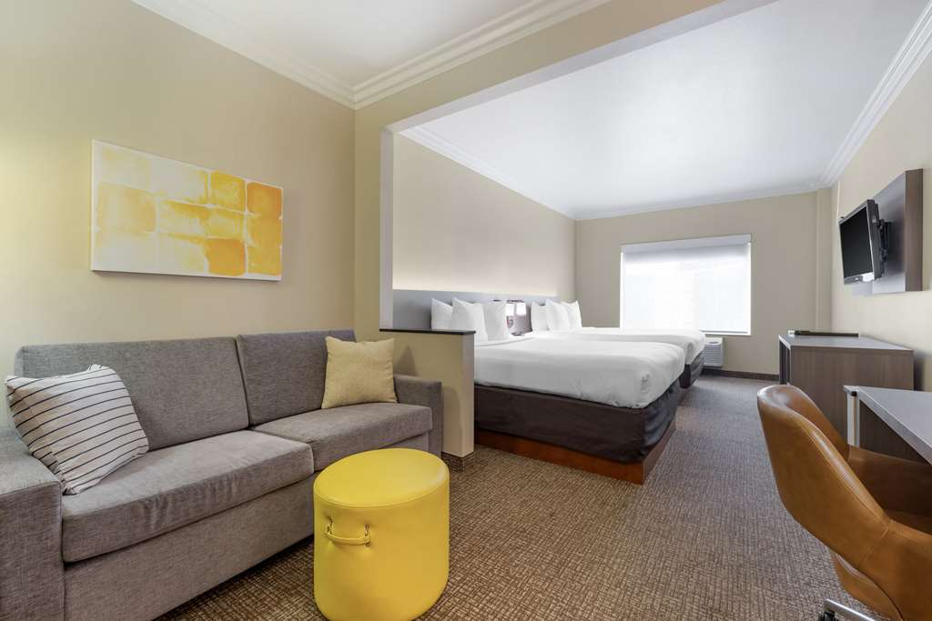 Comfort Suites Oceanside Camp Pendleton Area - photo 48