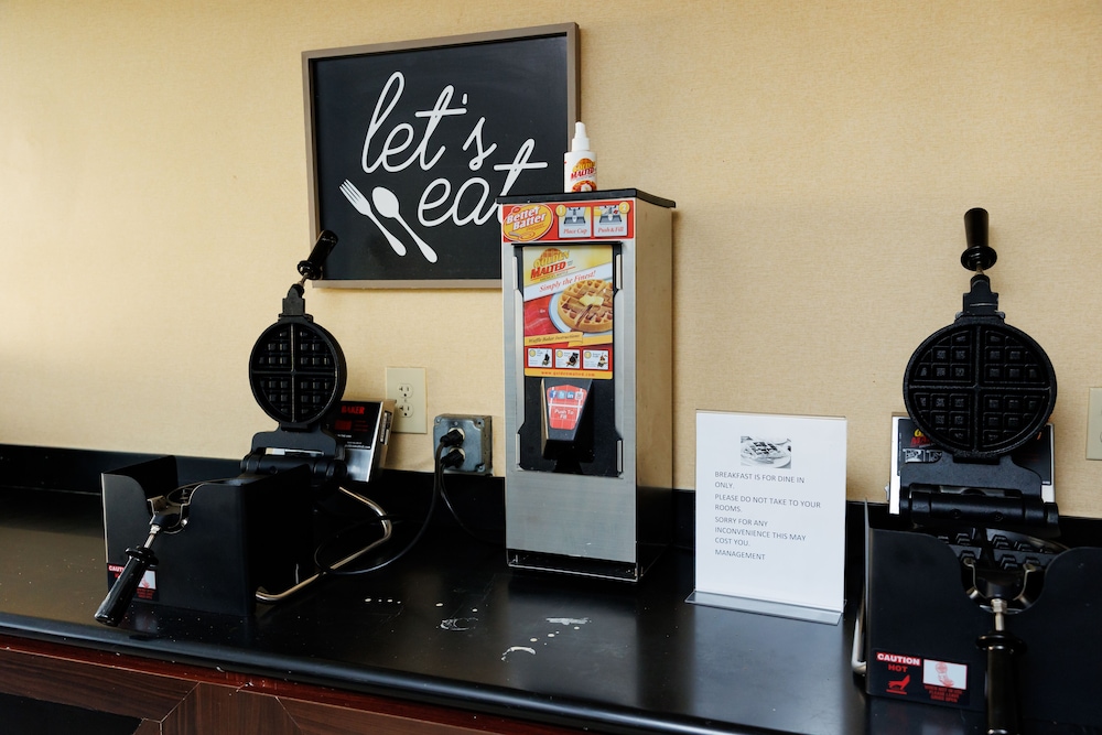 Garnet Inn & Suites Orlando - photo 133