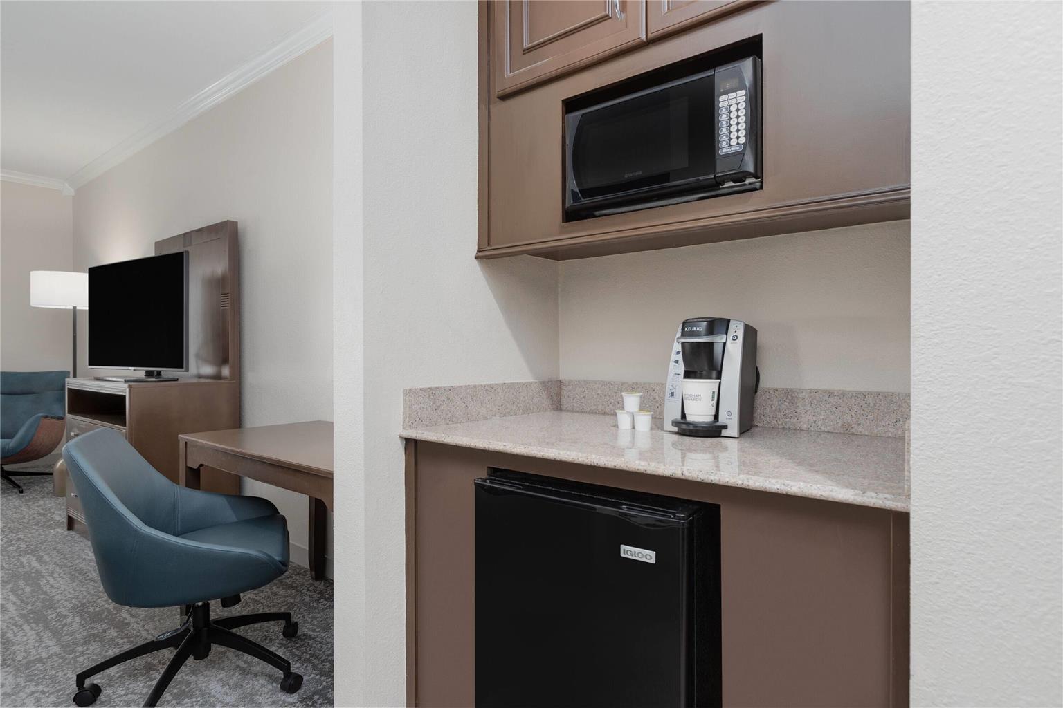 Wyndham Lake Charles - photo 21