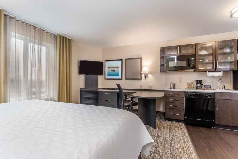 Candlewood Suites Bensalem Philadelphia Area by IHG - photo 10