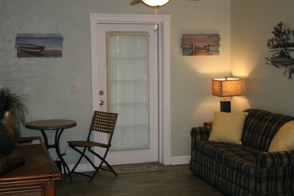 Pirate's Pointe Resort - photo 39