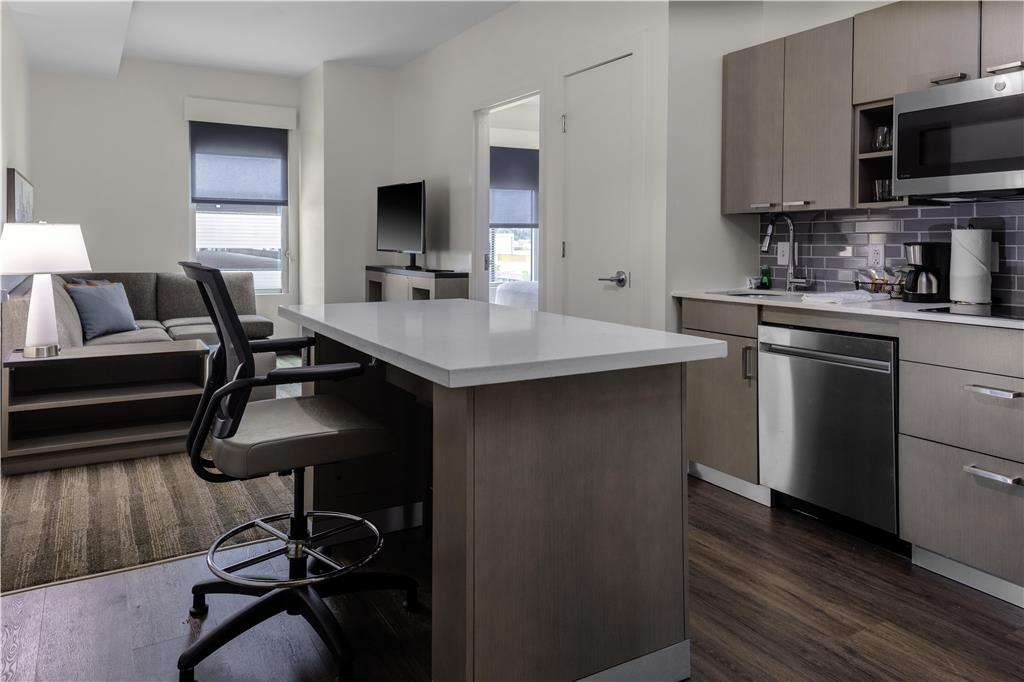 Hyatt House The Woodlands Shenandoah - photo 12