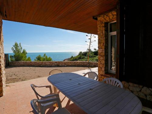 Roques Dorades Inh 28911 in L'ametlla De Mar, Spain