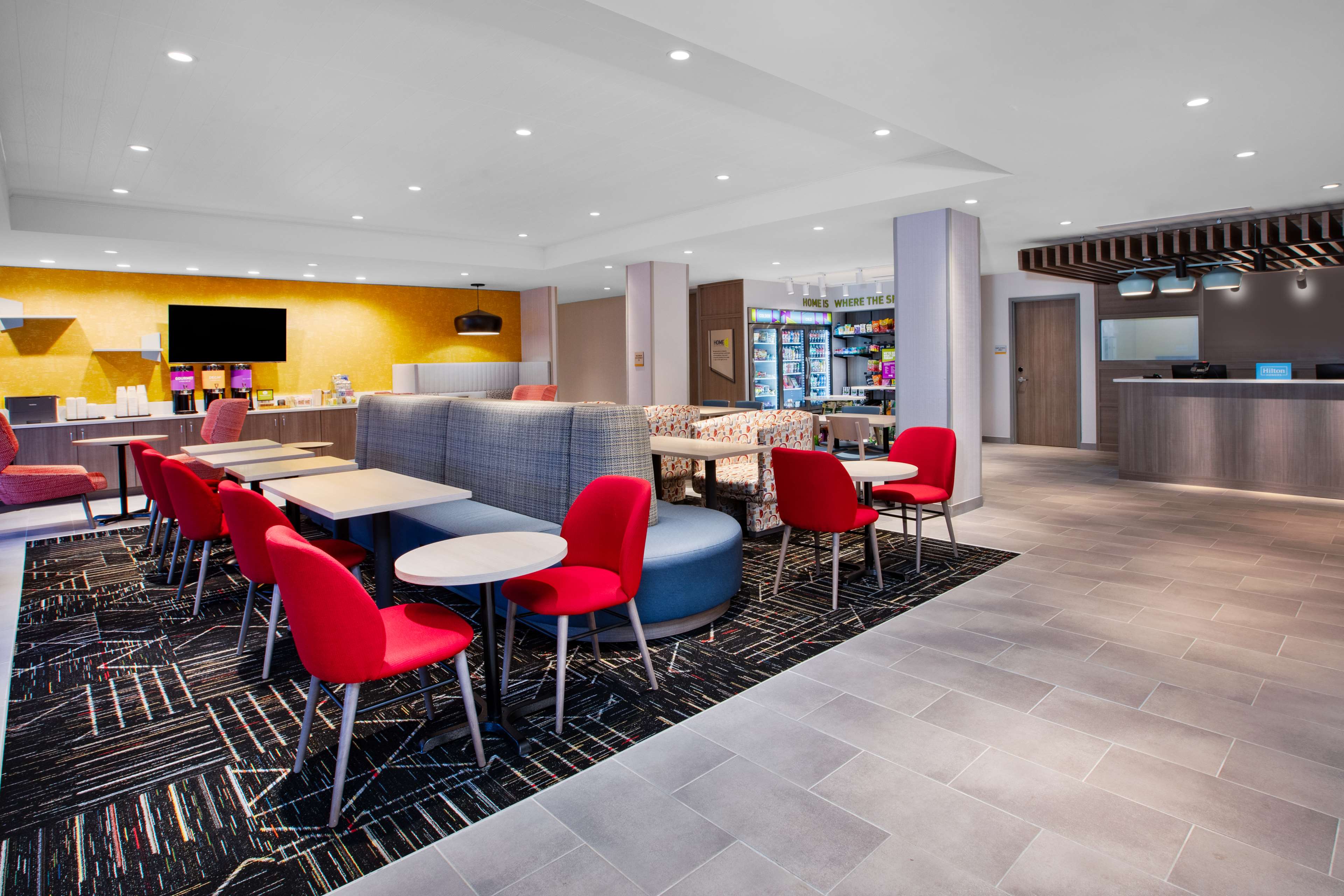 Home2 Suites by Hilton Grand Rapids Northeast - photo 11