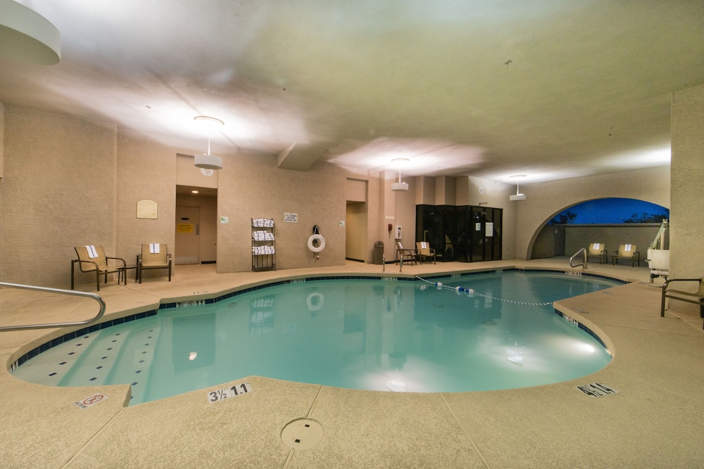 GreenTree Hotel Phoenix West - photo 24
