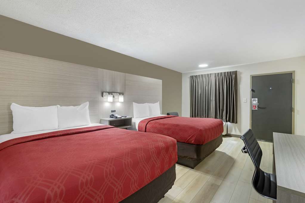 Econo Lodge Augusta Downtown — Augusta