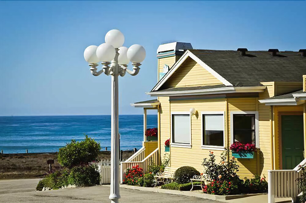 White Water in Cambria, United States