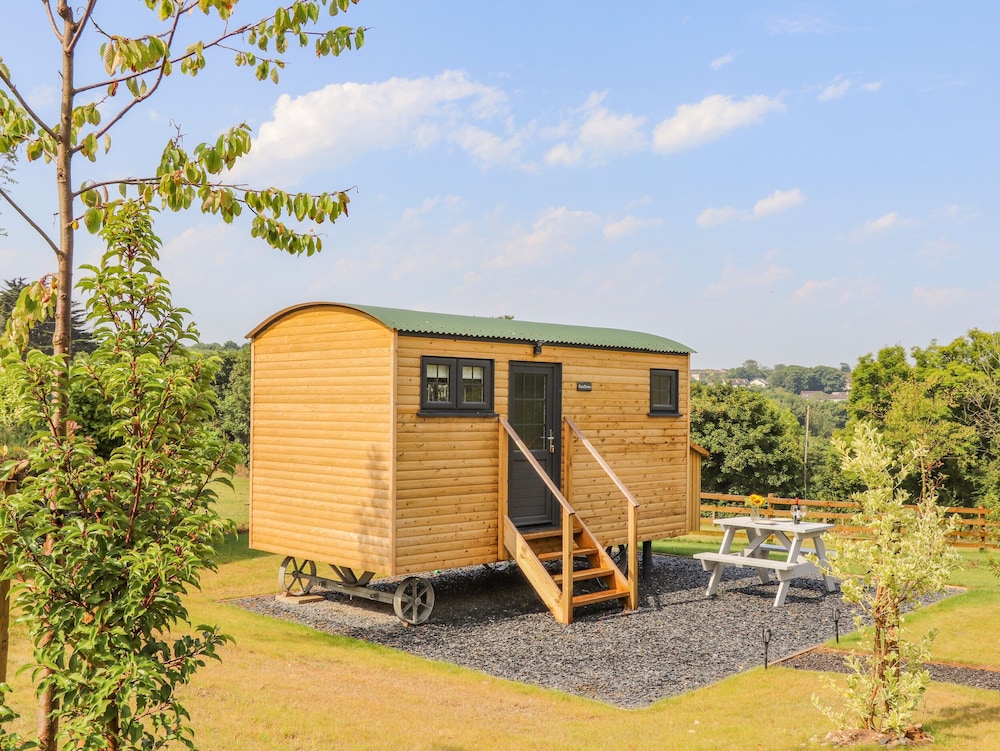 Sunflower - carbon neutral hotel in Redruth