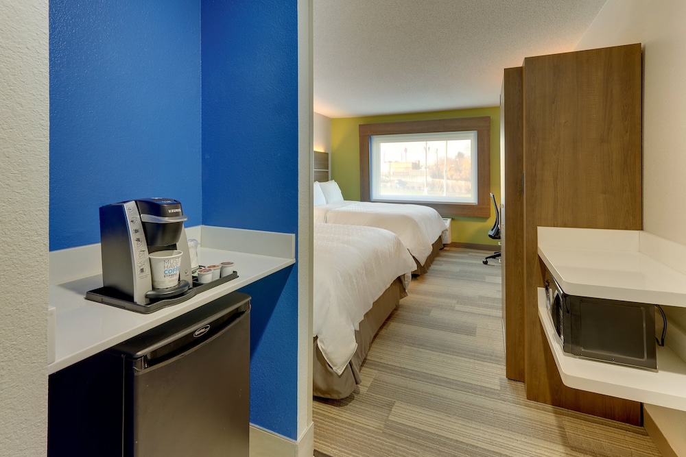 Holiday Inn Express Cincinnati North Monroe by IHG - photo 8