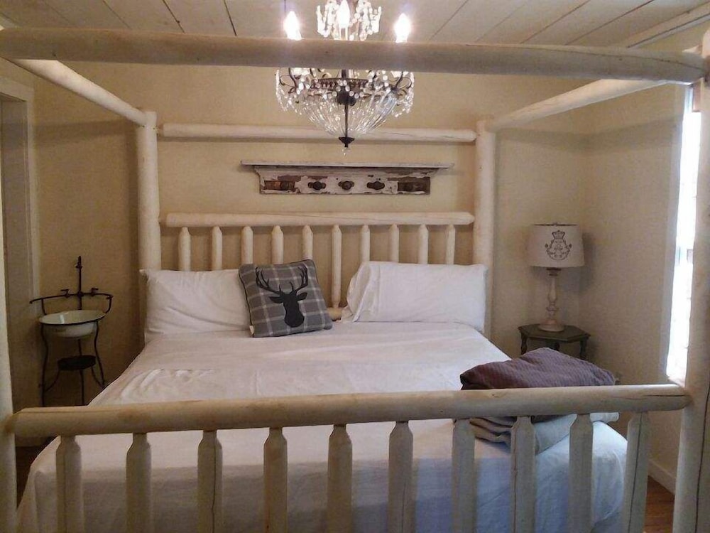 Bear Creek Lodge Cabin Resort - photo 34