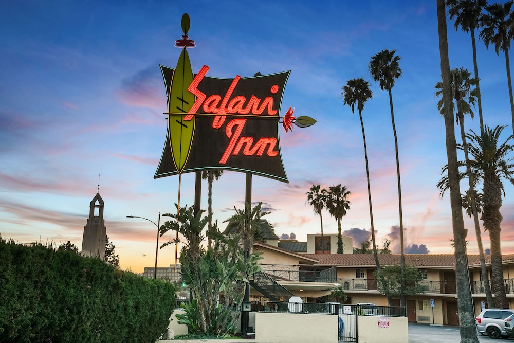 Safari Inn Burbank Universal a Coast Hotel - photo 8