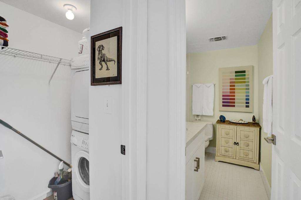 Fort Lauderdale Yacht and Beach Club 209 - photo 18