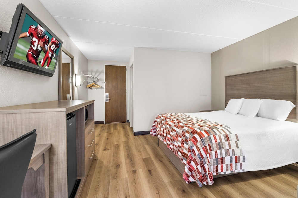 Red Roof Inn Niagara Falls - photo 5