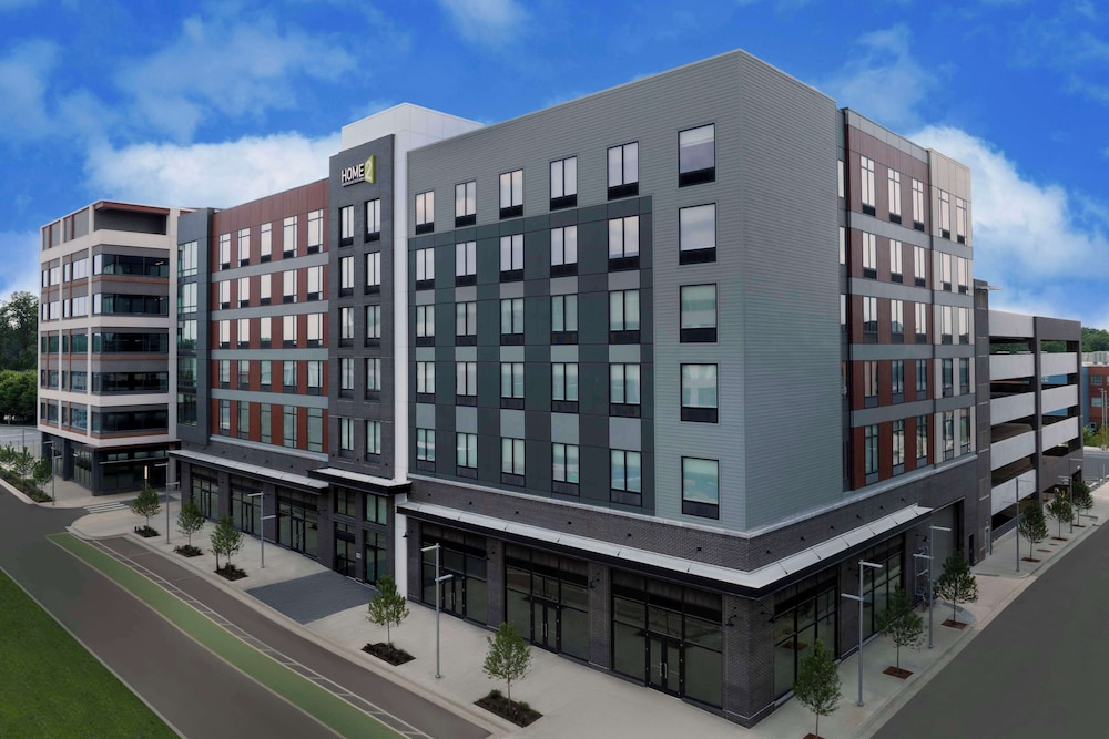 Home2 Suites By Hilton Falls Church — hotel in Falls Church