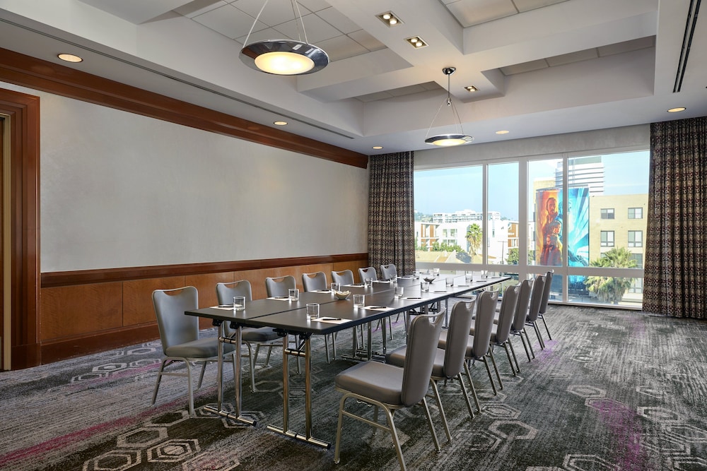 Loews Hollywood Hotel - photo 57