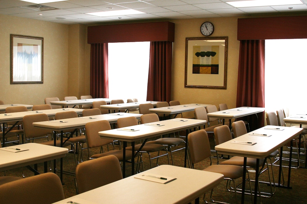 Country Inn & Suites by Radisson Ithaca NY - photo 41